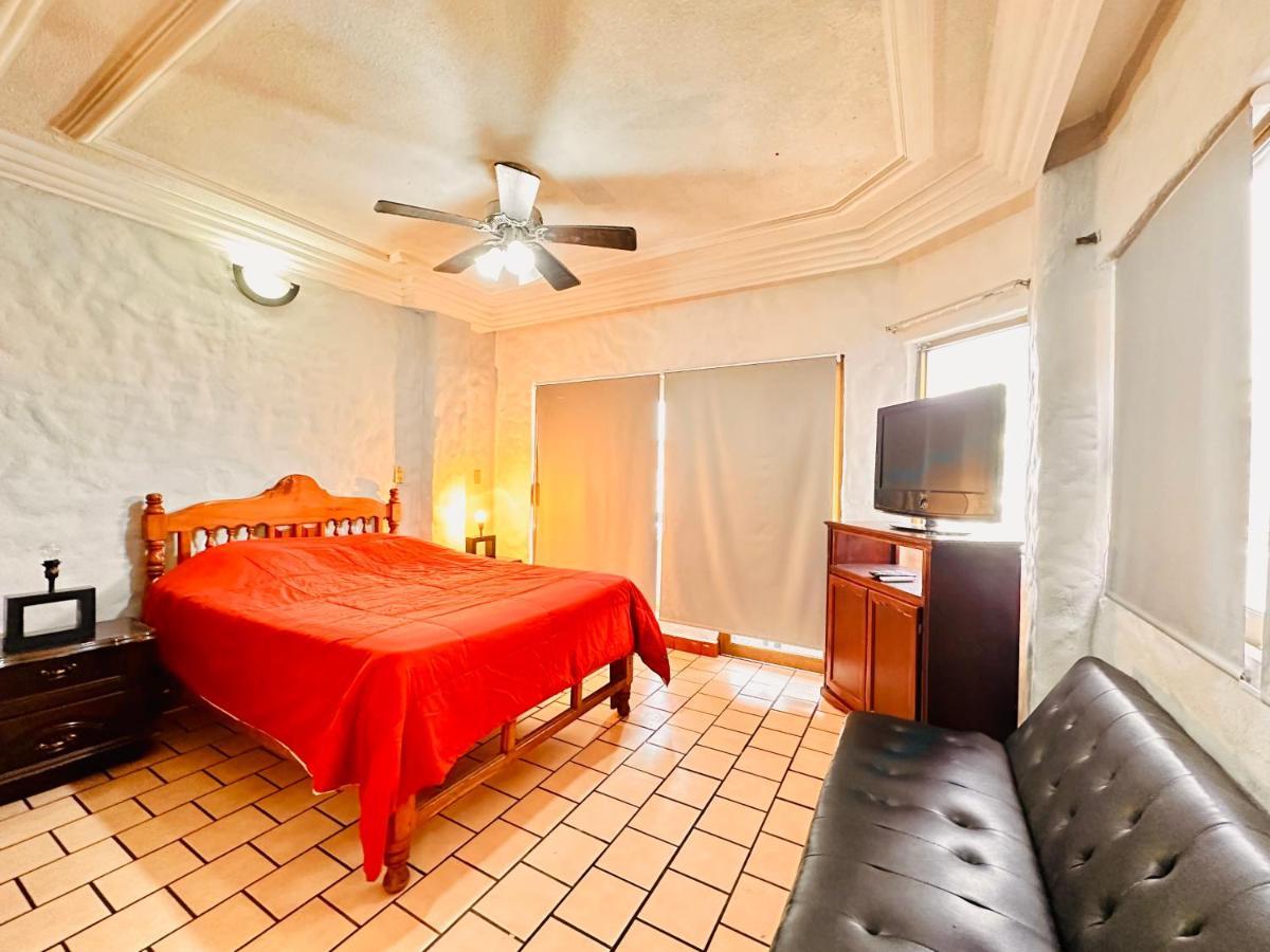 Playa Suites Mazatlán Quarto foto