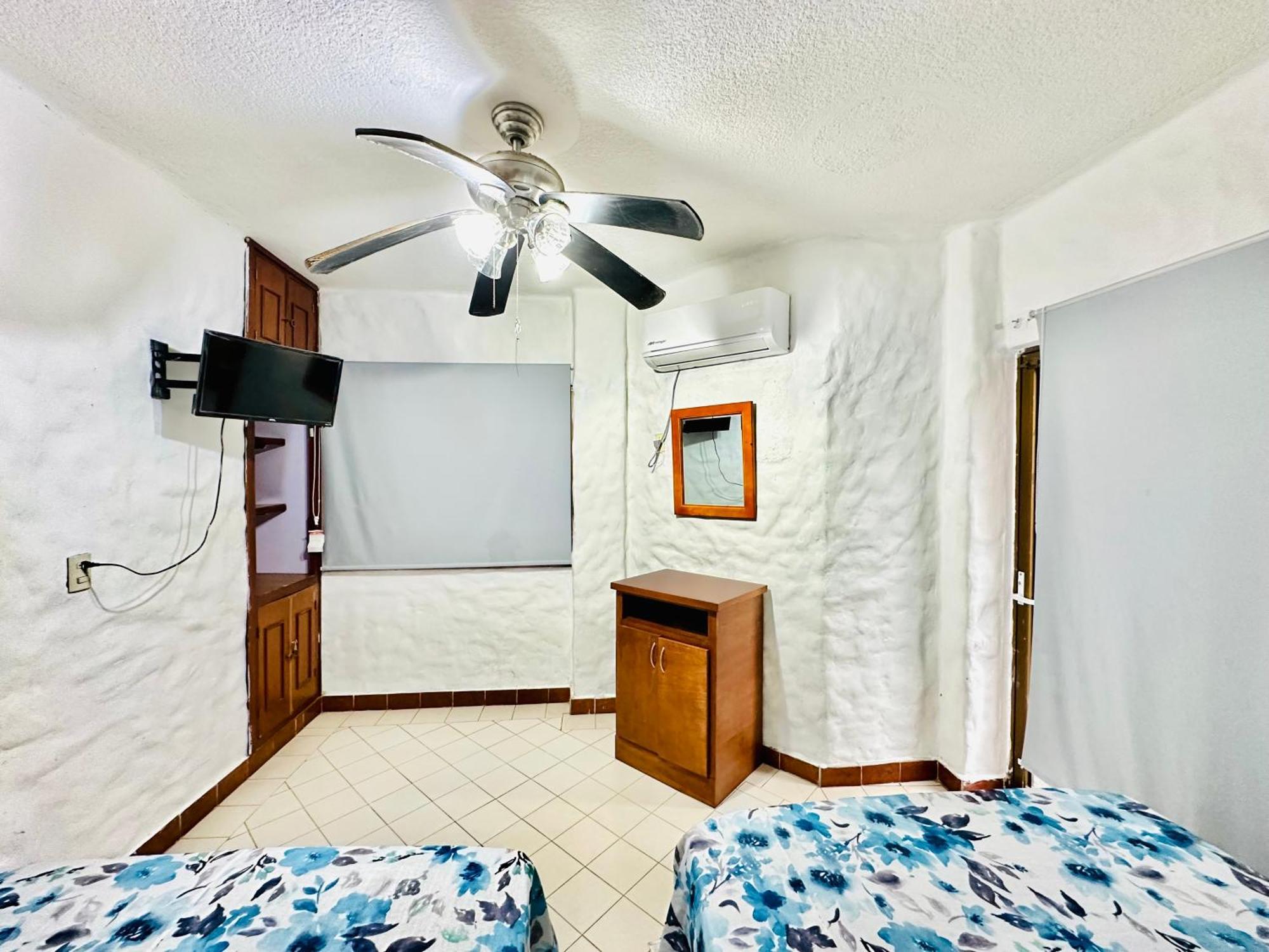 Playa Suites Mazatlán Quarto foto
