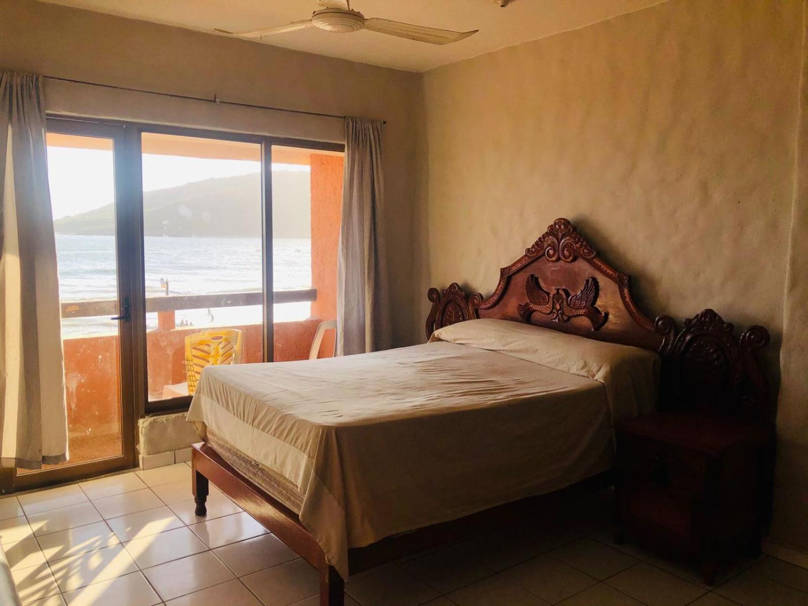 Playa Suites Mazatlán Quarto foto