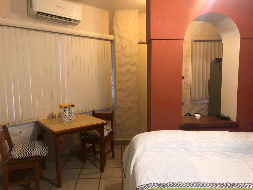 Playa Suites Mazatlán Quarto foto