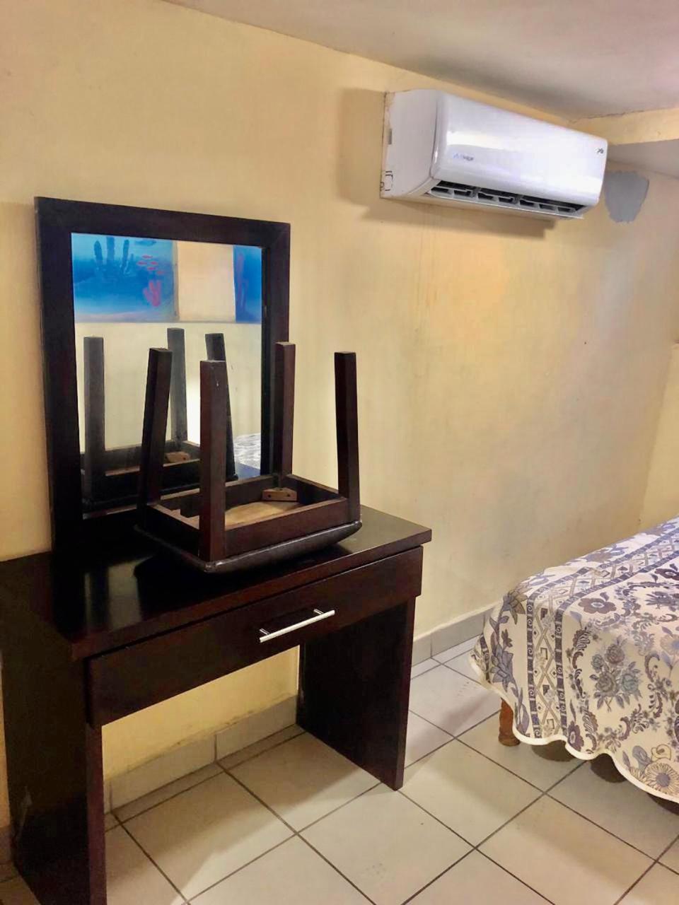 Playa Suites Mazatlán Quarto foto